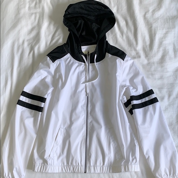White and black Zumiez windbreaker - Picture 1 of 3